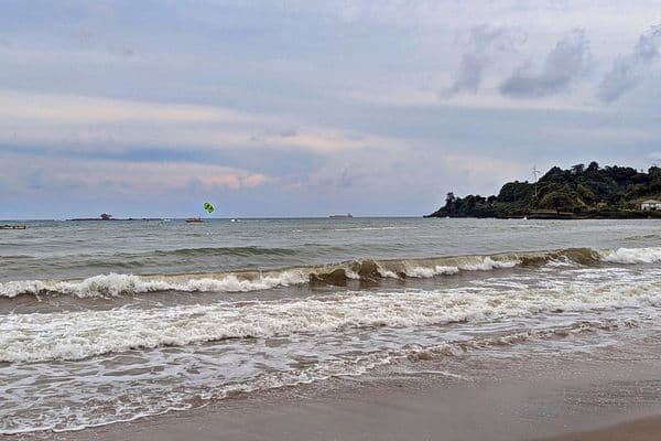 Dancing waves... Dancing waves...