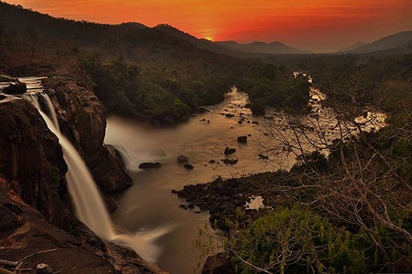 Vazhachal Falls Photo 4 Vazhachal Falls Photo 4